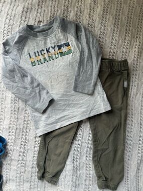 Lucky Brand Gray Raglan Tee with Olive Jogger Set
